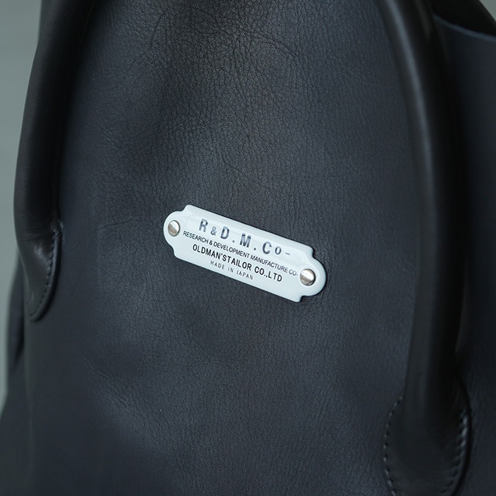 〈オールドマンズテーラー〉エッフェルボストンバッグ R & D.M.Co- オールドマンズテーラー カウレザー エッフェル