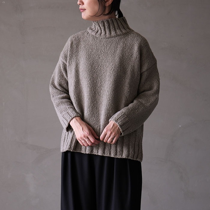 ○(ee243k099) / evam eva(エヴァムエヴァ) /renew-wool turtleneck