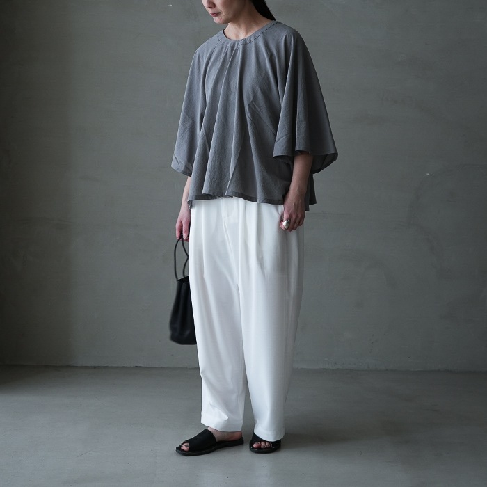 e261t119) / evam eva (エヴァムエヴァ) / cotton flare pullover