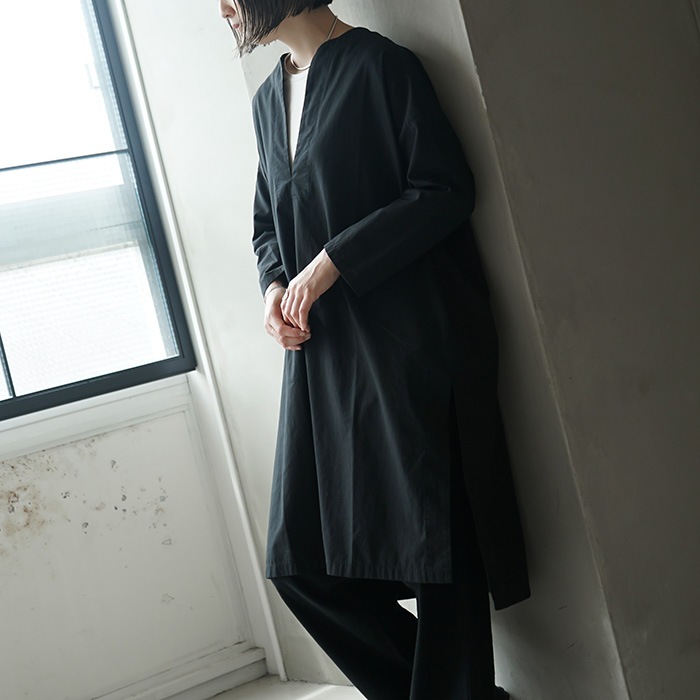 e233t056) / evam eva (エヴァムエヴァ) / slit one-piece (スリット