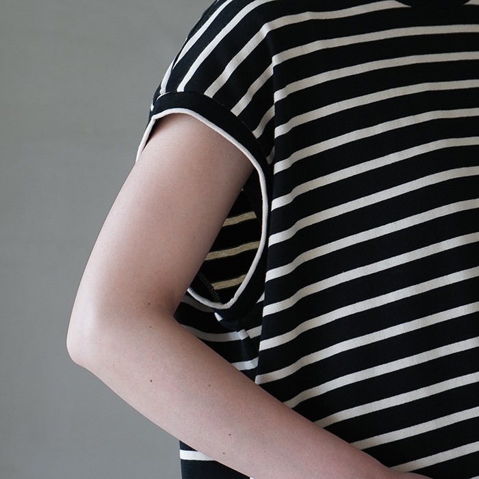 30%OFF】(innat05-c04) / INNAT(インアット) /BASQUE NS TEE(バスク