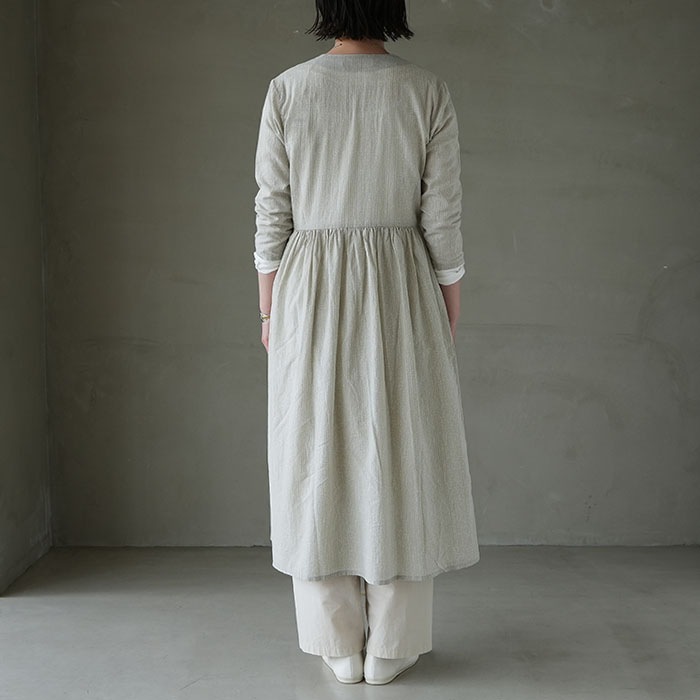 □（e241t184）/ evam eva(エヴァムエヴァ) /printed robe(プリン