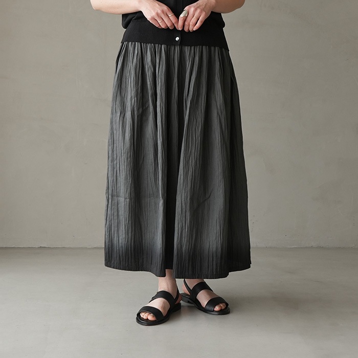 ○(e251t138) / evam eva (エヴァムエヴァ) linen gradation(リネン