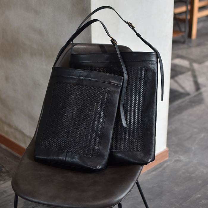 fb-4-m) / forme(フォルメ) /〈Panel Tote〉Siena×Hand twill Mesh M