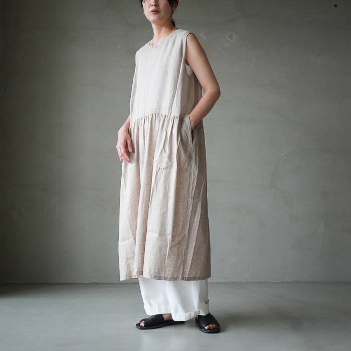 13215056) / Vlas Blomme (ヴラスブラム) / Grayish Natural Linen