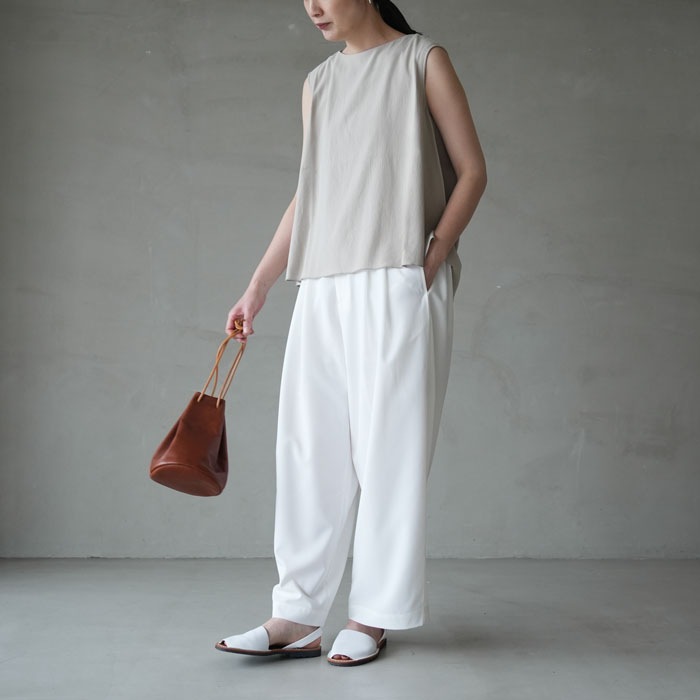 e261t195) / evam eva (エヴァムエヴァ) / cotton sleeveless(コットン