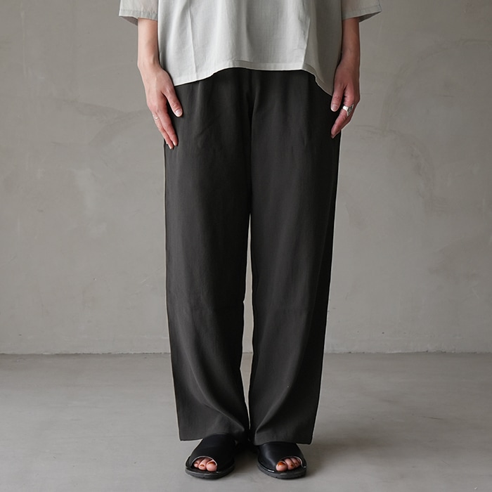 □(e251t194) / evam eva (エヴァムエヴァ) / cotton wide pants