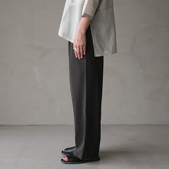 □(e251t194) / evam eva (エヴァムエヴァ) / cotton wide pants