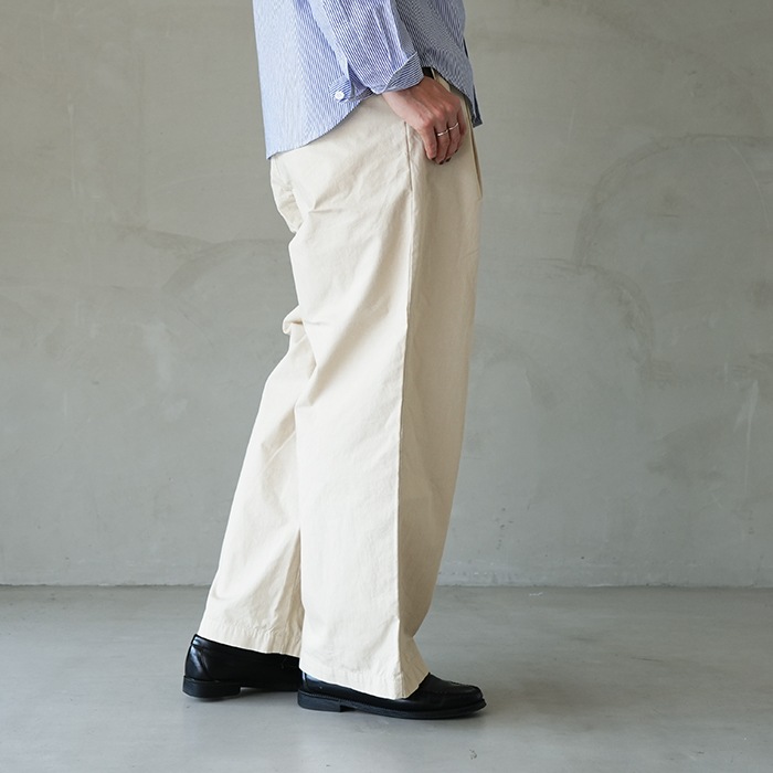 STILL BY HAND / スティルバイハンド/ボトム/44/コットン/ホワイト/無地/PT05251 pt01253wm) / STILL BY HAND (スティル バイ ハンド) / コットンパンツ