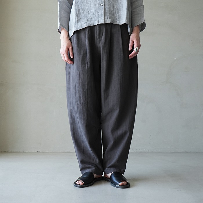 e261t180) / evam eva (エヴァムエヴァ) / cotton voile volume pants