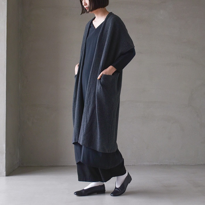 2023AW エヴァムエヴァ evam eva linen long vest リネン ロング ベスト ｜ベージュ トップス 羽織り ジレワンピース【2400014916928】 2023AW エヴァムエヴァ evam eva linen long vest リネン ロング