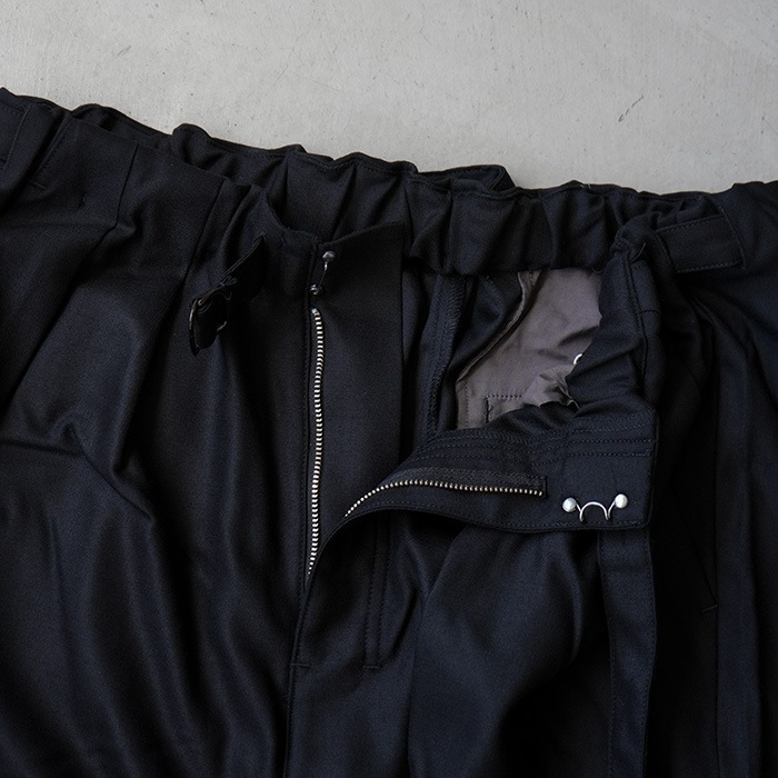パンツ ANCELLM BACKSATIN BELTLESS SLACKS BACKSATIN BELTLESS SLACKS(BLACK) – ANCELLM