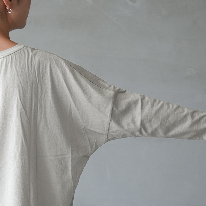 e253c026) / evam eva (エヴァムエヴァ) / cut&sew pullover