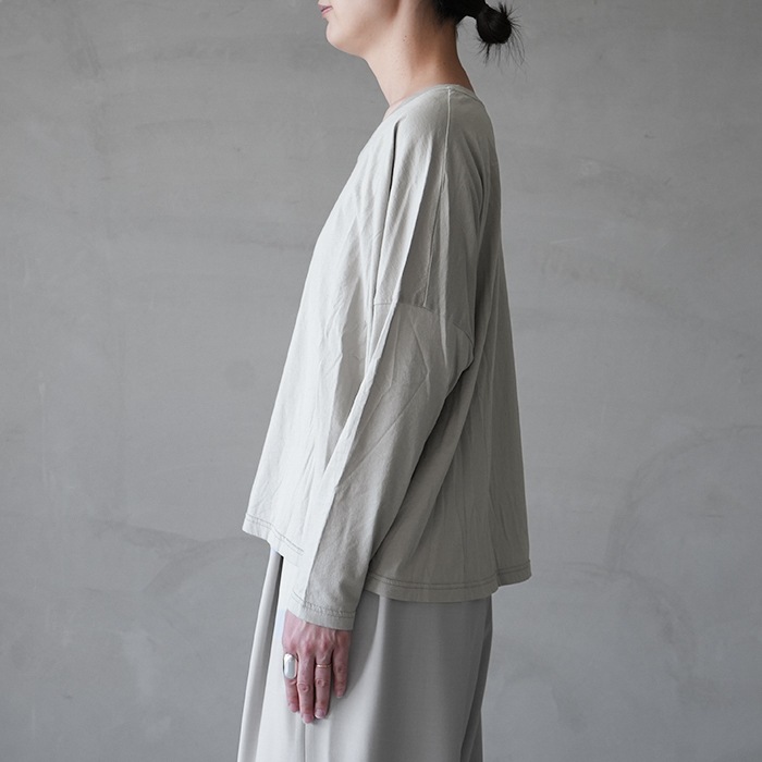 e253c026) / evam eva (エヴァムエヴァ) / cut&sew pullover