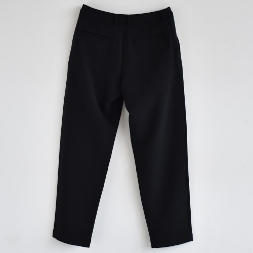 evam evaの綿ナロータックパンツ evam evaの綿ナロータックパンツ evam evaの綿ナロータックパンツ
