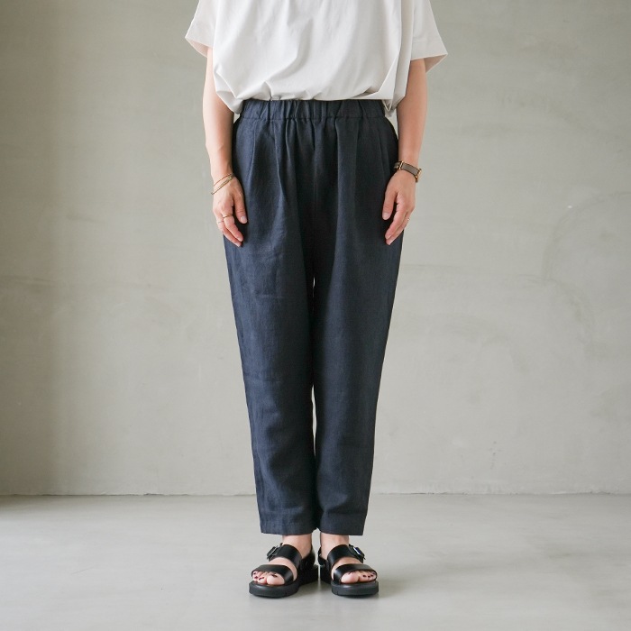 e223t017) / evam eva(エヴァムエヴァ) / linen tuck pants