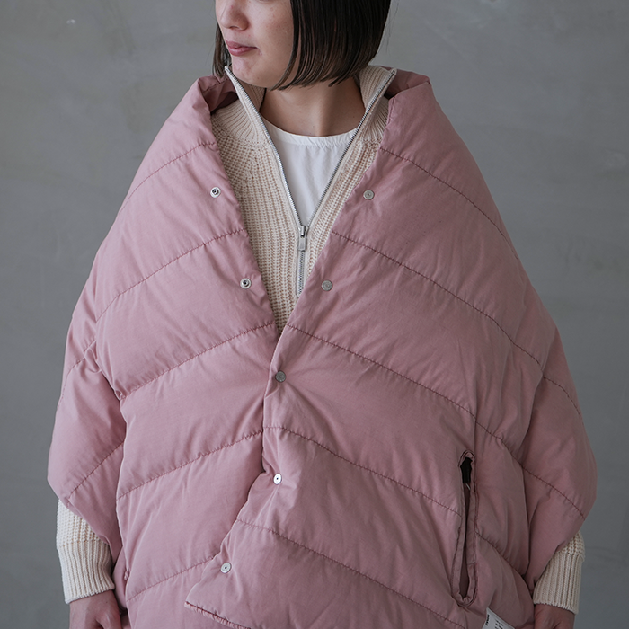 【未使用・タグ付】INNAT PUDDED STOLE VEST PINK 未使用・タグ付】INNAT PUDDED STOLE VEST PINK