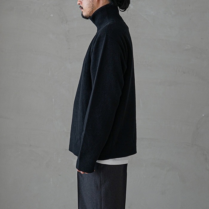 ※ヒロユキ UNIVERSAL PRODUCTS.（ユニバーサルプロダクツ）JUMBERCA HALF ZIP