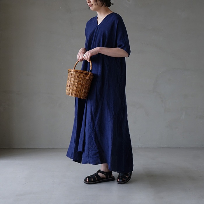 Atelier d'antan Tarde Linen Dress です♩ Atelier d'antan (アトリエ ダンタン) Varda Linen Dress