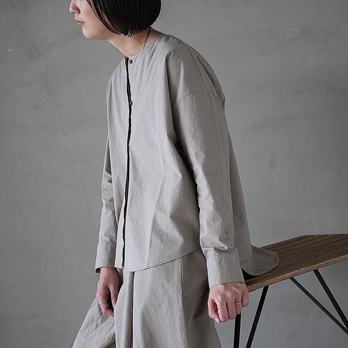 □(e243t060) / evam eva(エヴァムエヴァ) /cotton no collar shirt