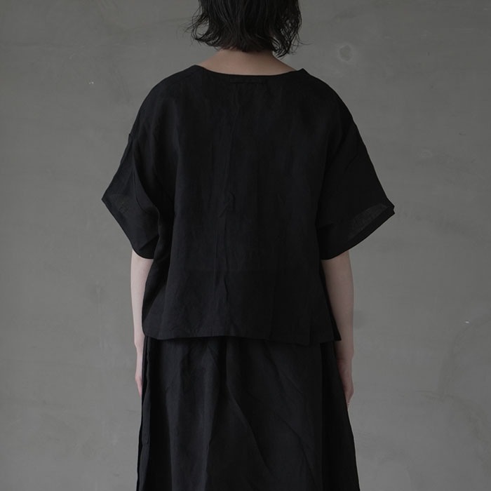 13121064) Vlas Blomme (ヴラスブラム) / Monochrome Linen レイヤード