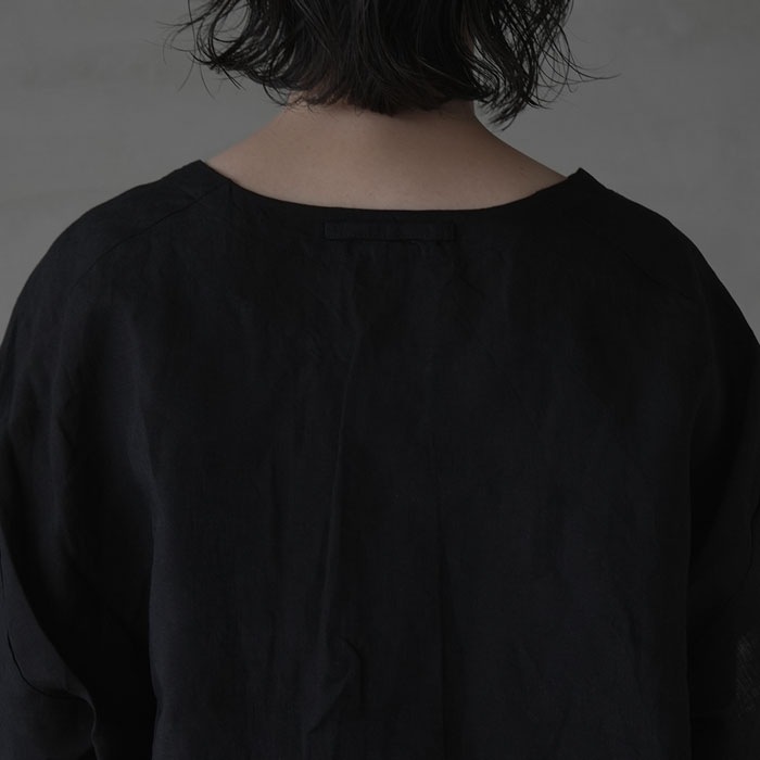13121064) Vlas Blomme (ヴラスブラム) / Monochrome Linen レイヤード
