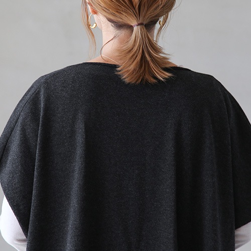 エヴァムエヴァ　ウールポンチョ e213k040) / evam eva(エヴァムエヴァ) / wool poncho(ウール