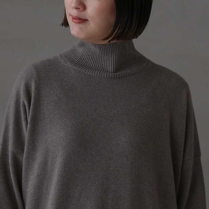 e233k167） / evam eva(エヴァムエヴァ) /press wool one piece(プレス