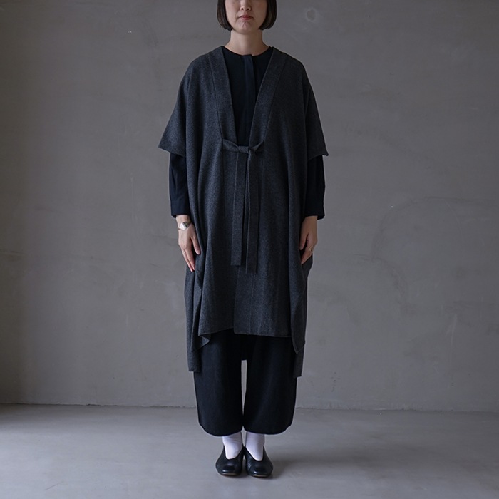 ◎☆(e233k075) / evam eva (エヴァムエヴァ) / wool poncho (ウール ...