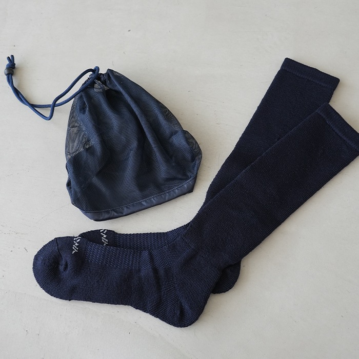 visvim 靴下 2足セット（グレー＆ネイビー）未使用 タグ・袋付き M-L 公式) 快眠ing /肌側シルク+足首パイル 二重編みハイソックス