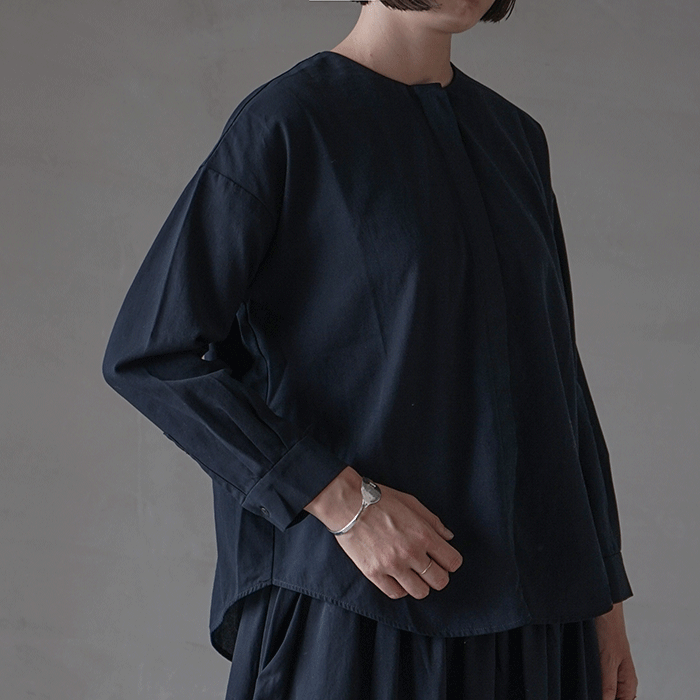 ◎☆(e233t084) / evam eva (エヴァムエヴァ) / no collar shirt