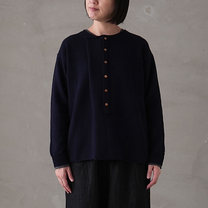 vlas blommeヴラスブラム アシンメトリーニットカーディガン