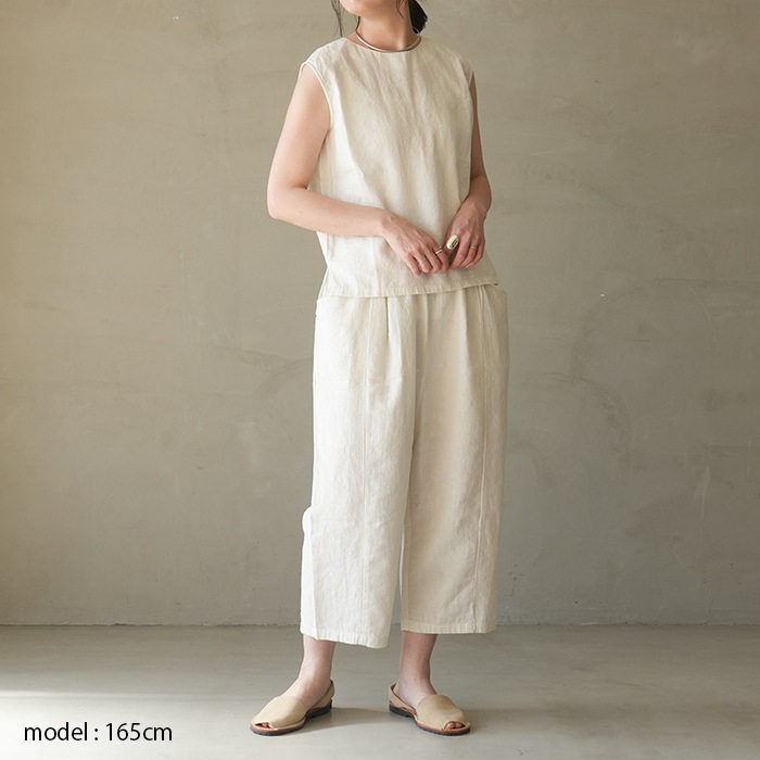 今季　2025年 evam eva リネンクロップドパンツ29,700円 今季 2025年 evam eva リネンクロップドパンツ29,700円 パンツ