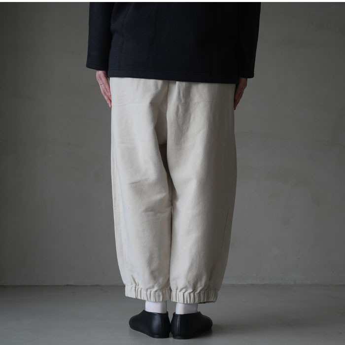 ○(e253t168) / evam eva (エヴァムエヴァ) / brushed cotton cropped