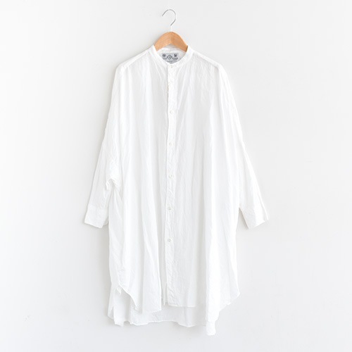 R&D.M.Co. オールドマンズテーラー　 ホワイト刺繍入りチュニック R&D.M.Co. オールドマンズテーラー ホワイト刺繍入りチュニック