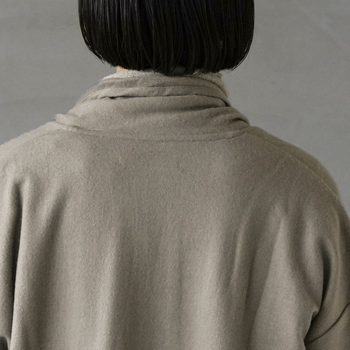 □（e243c171) / evam eva(エヴァムエヴァ) /wool robe (ウール ローブ