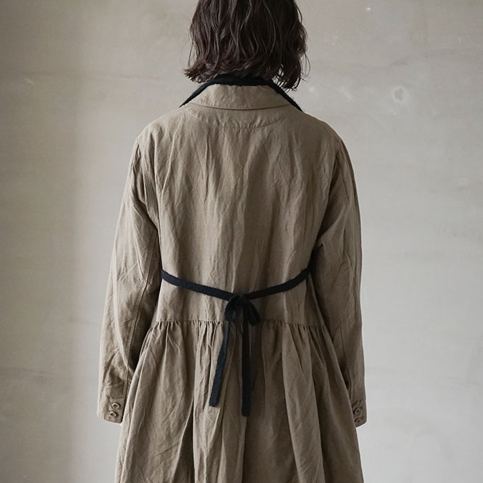 50%OFF】(11310102) Vlas Blomme (ヴラスブラム) / エプロンジレ