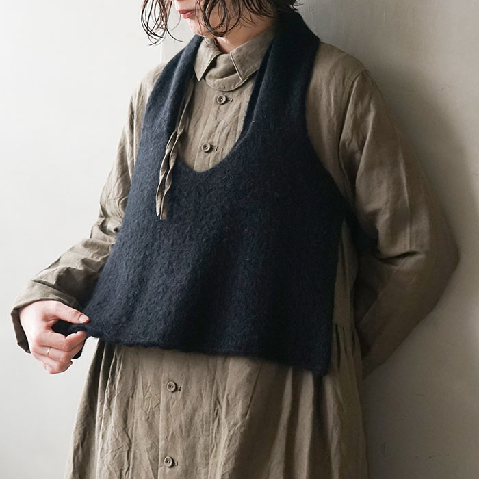 50%OFF】(11310102) Vlas Blomme (ヴラスブラム) / エプロンジレ 50%OFF】(11310102) Vlas Blomme (ヴラスブラム) / エプロンジレ
