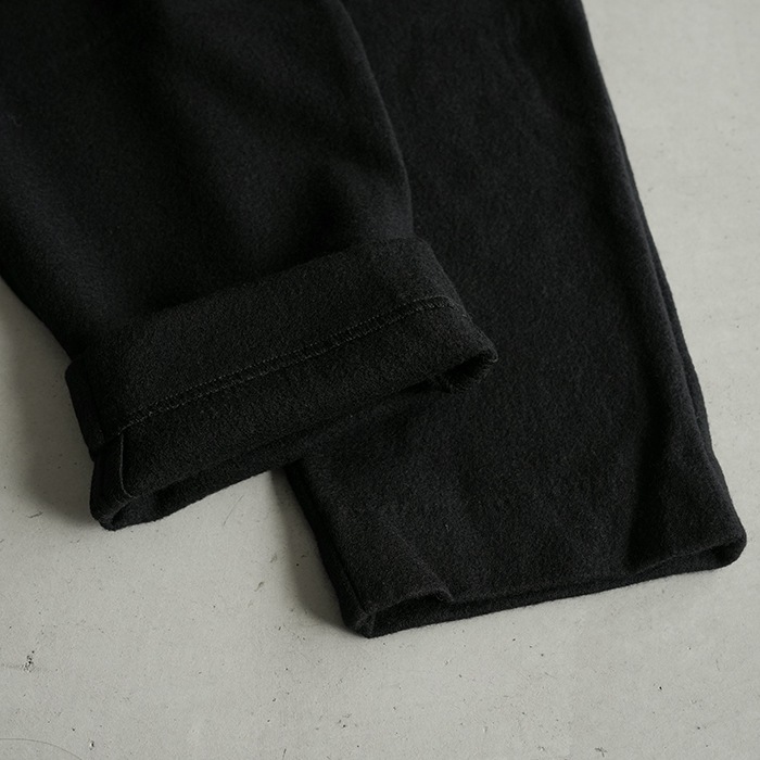 ○（e243c173) / evam eva(エヴァムエヴァ) /wool tuck pants (ウール