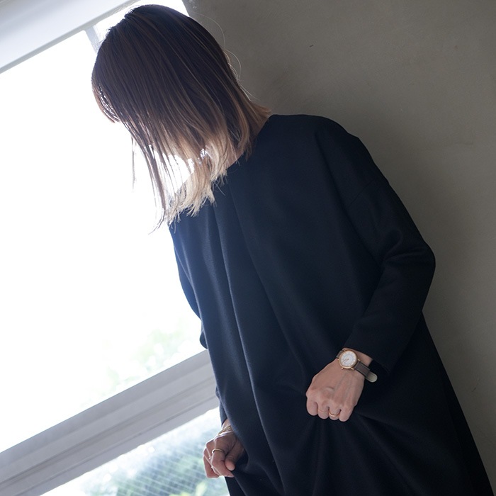 e223t045) / evam eva (エヴァムエヴァ) / black tuck one piece
