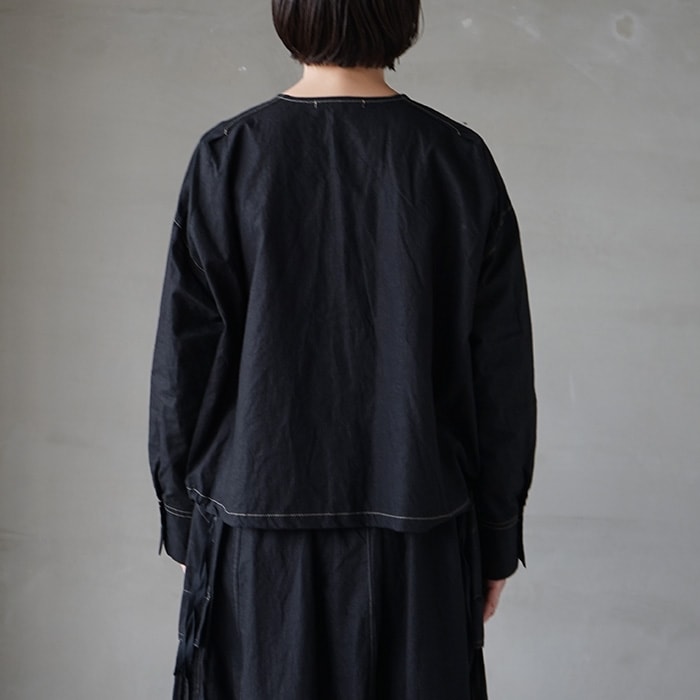13139084) Vlas Blomme (ヴラスブラム) / ステッチヨークブラウス