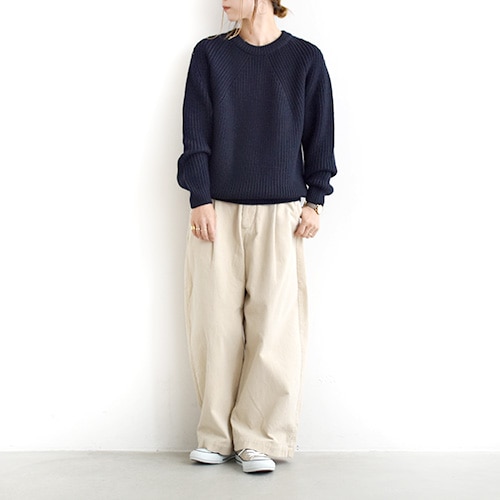 バトナー シグネチャーニット クルーネック ローゲージ ベージュ BATONER バトナー BATONER シグネチャー クルーネック セーター