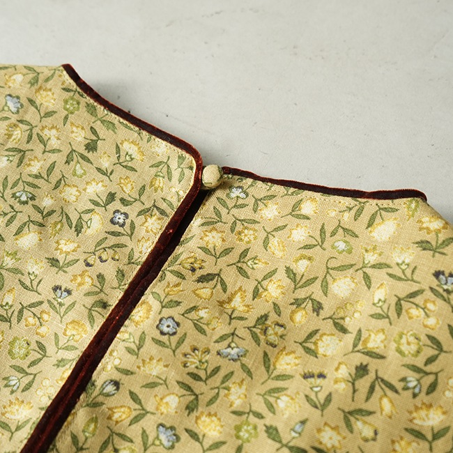 オールドマンズテーラー　MANOR HOUSE A Stone Mansion Designed by Architect Douglas VanderHorn