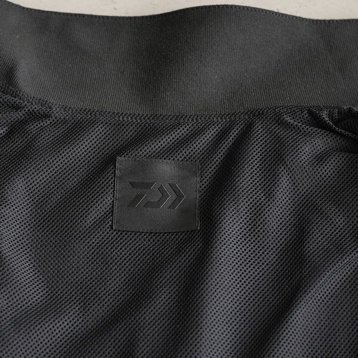 白鷲 DAIWA PIER39 / TECH SYNTHETIC SKIN WINDBREAKER JACKET | 公式
