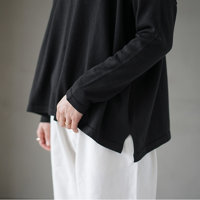 ＊おーくみです＊evam eva  コットンカシミヤVネックプルオーバー evameva コットンボートネックプルオーバー | Vie