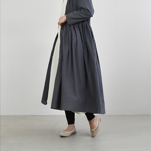 e201t113) / evam eva(エヴァムエヴァ) / gather robe(ギャザー e201t113) / evam eva(エヴァムエヴァ) / gather robe(ギャザー