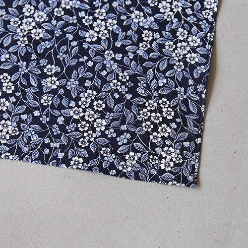 Taylor Made バンダナ柄 ジャケット M Taylor Made バンダナ柄 ジャケット M - メルカリ