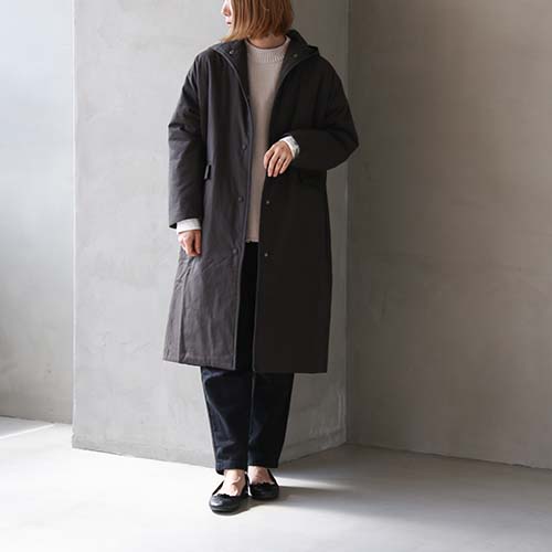 e213t166) / evam eva(エヴァムエヴァ) /padding hooded long coat