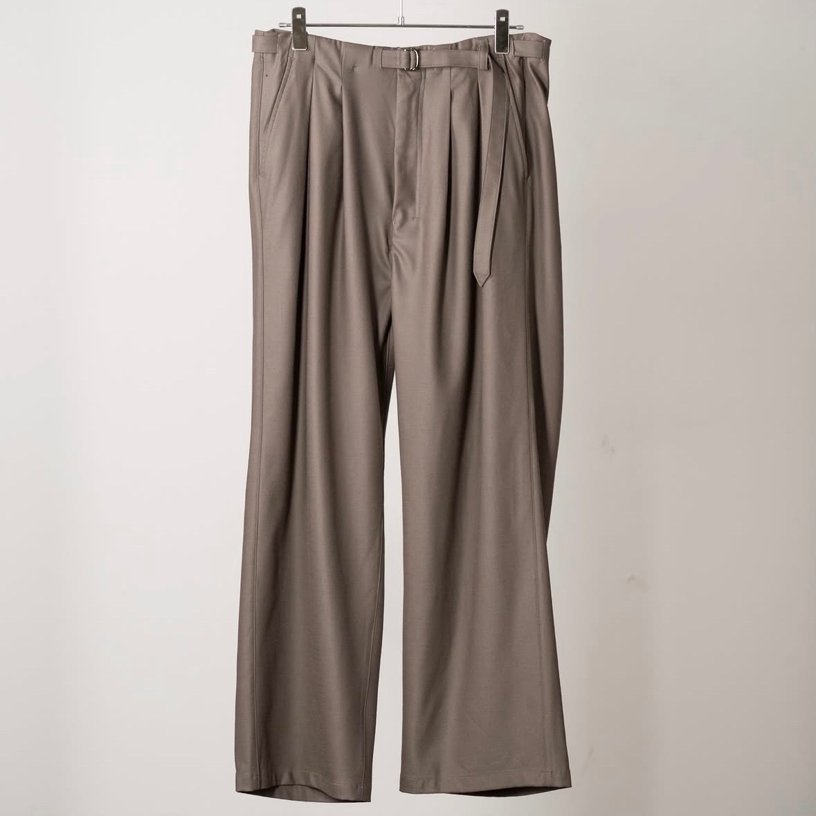 アンセルム 26SS ベルトレススラックス　1 2026 7/18 11:00販売開始】(anc-pt127) / ANCELLM (アンセルム) / WOOL