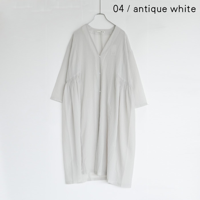 e231t097) / evam eva (エヴァムエヴァ) /shirring robe